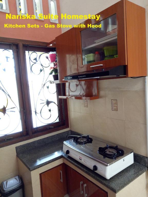 Nariska Suite Homestay ยอกยาการ์ตา ภายนอก รูปภาพ